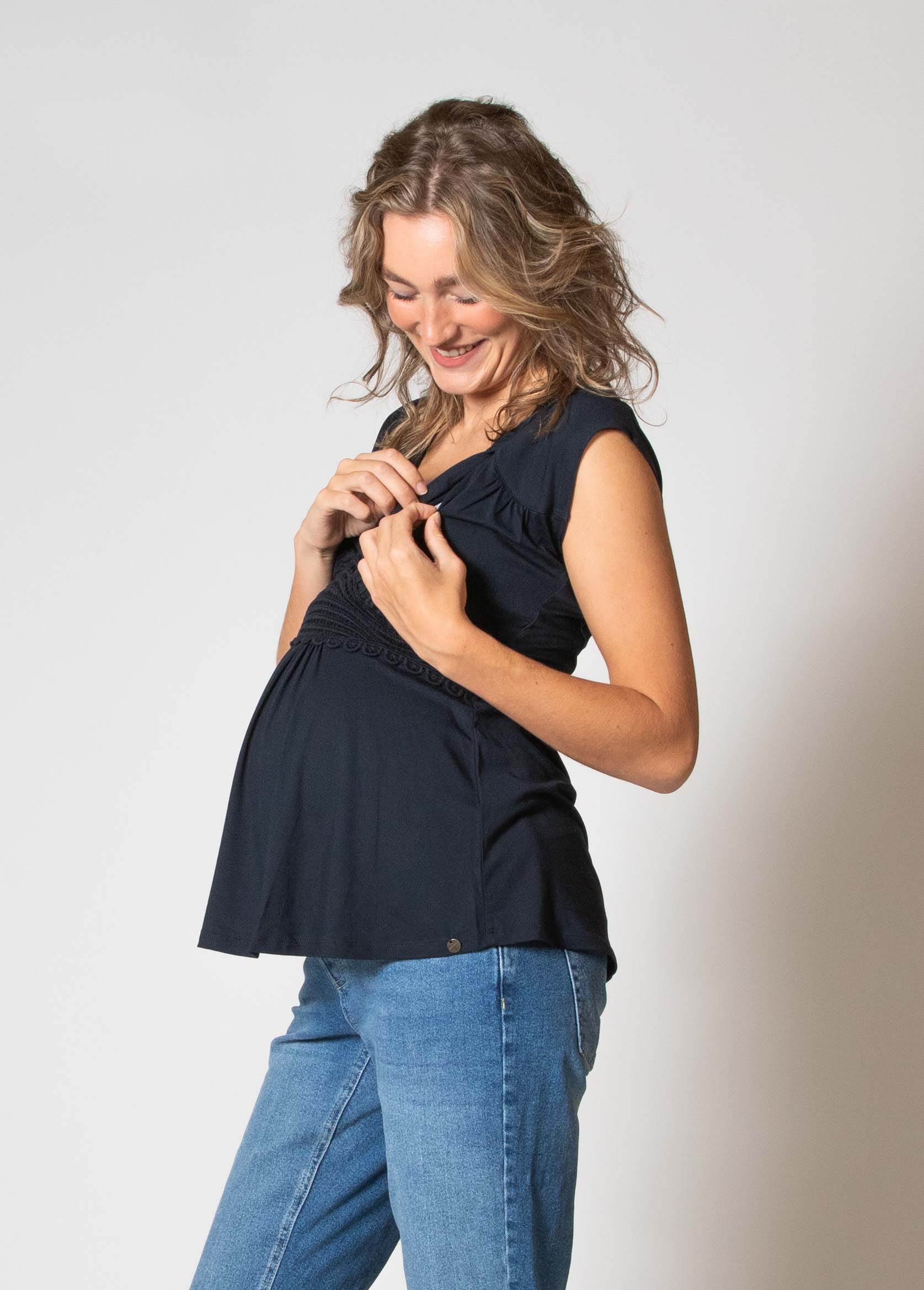 love2wait-stillshirt-mit-kurzen-rmeln-v-ausschnitt-und-smokarbeit-aus-ecovero-in image 3