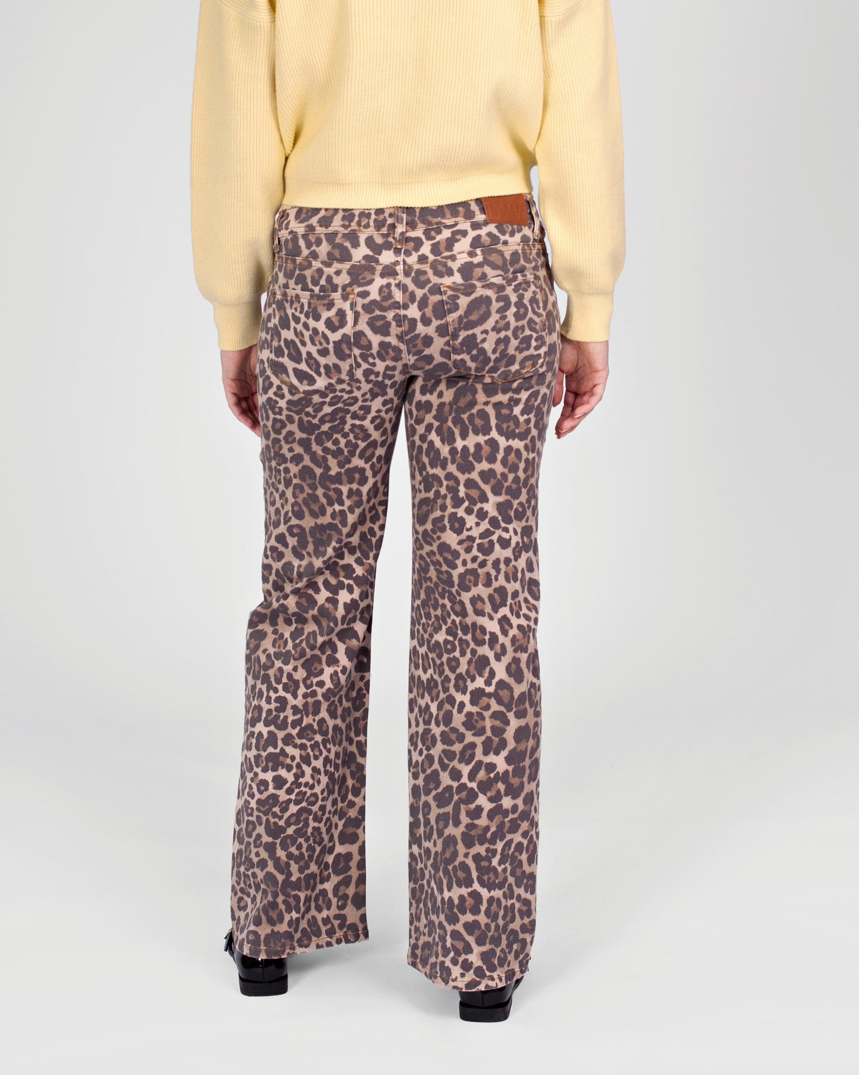love2wait-jeans-julia-sustainable-32-wide-leg-aop-taupe-animal image 3