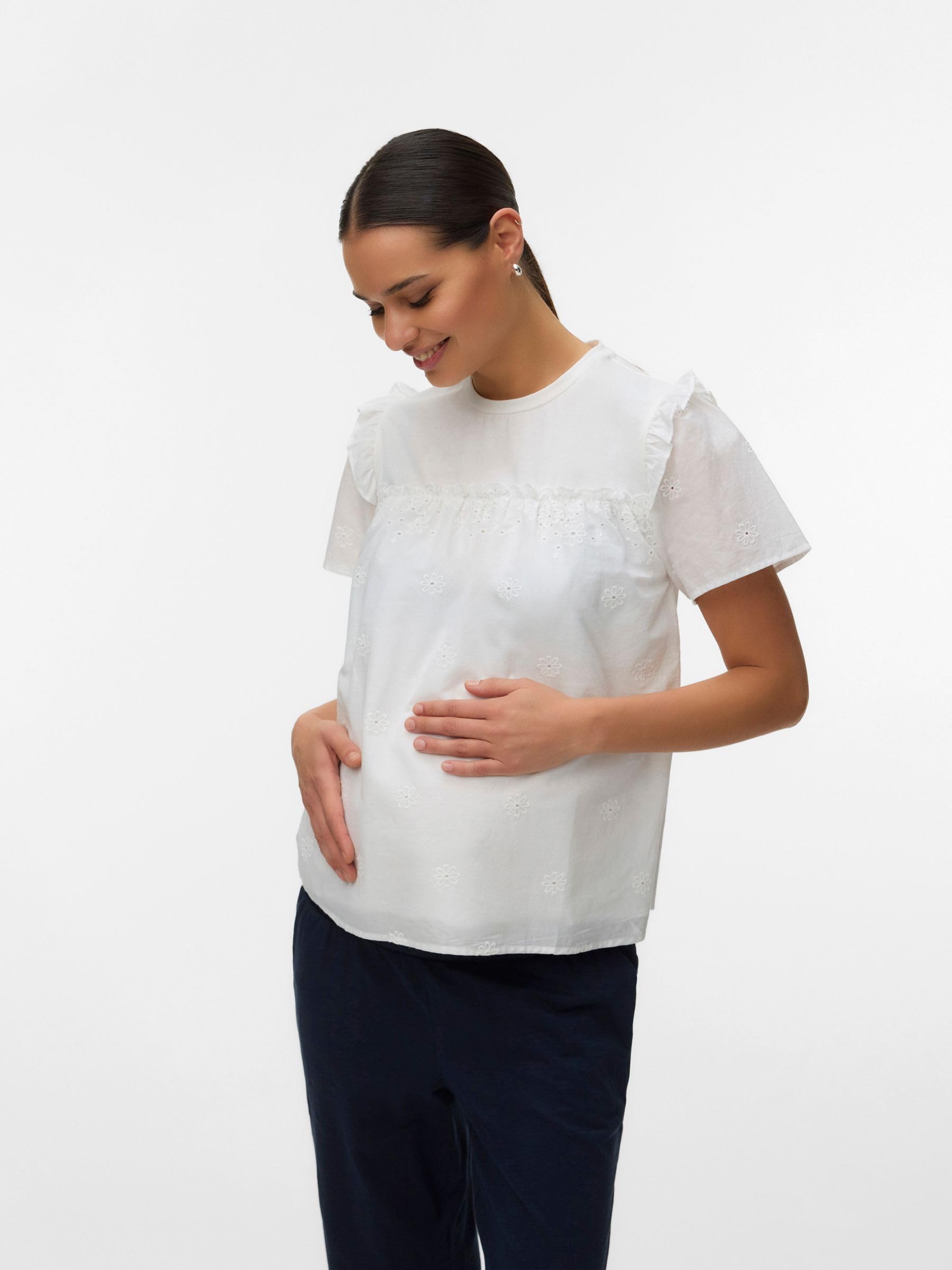 mamalicious-umstandsbluse-normal-geschnitten-rundhals-kurze-puff-rmel-lochsticke image 2