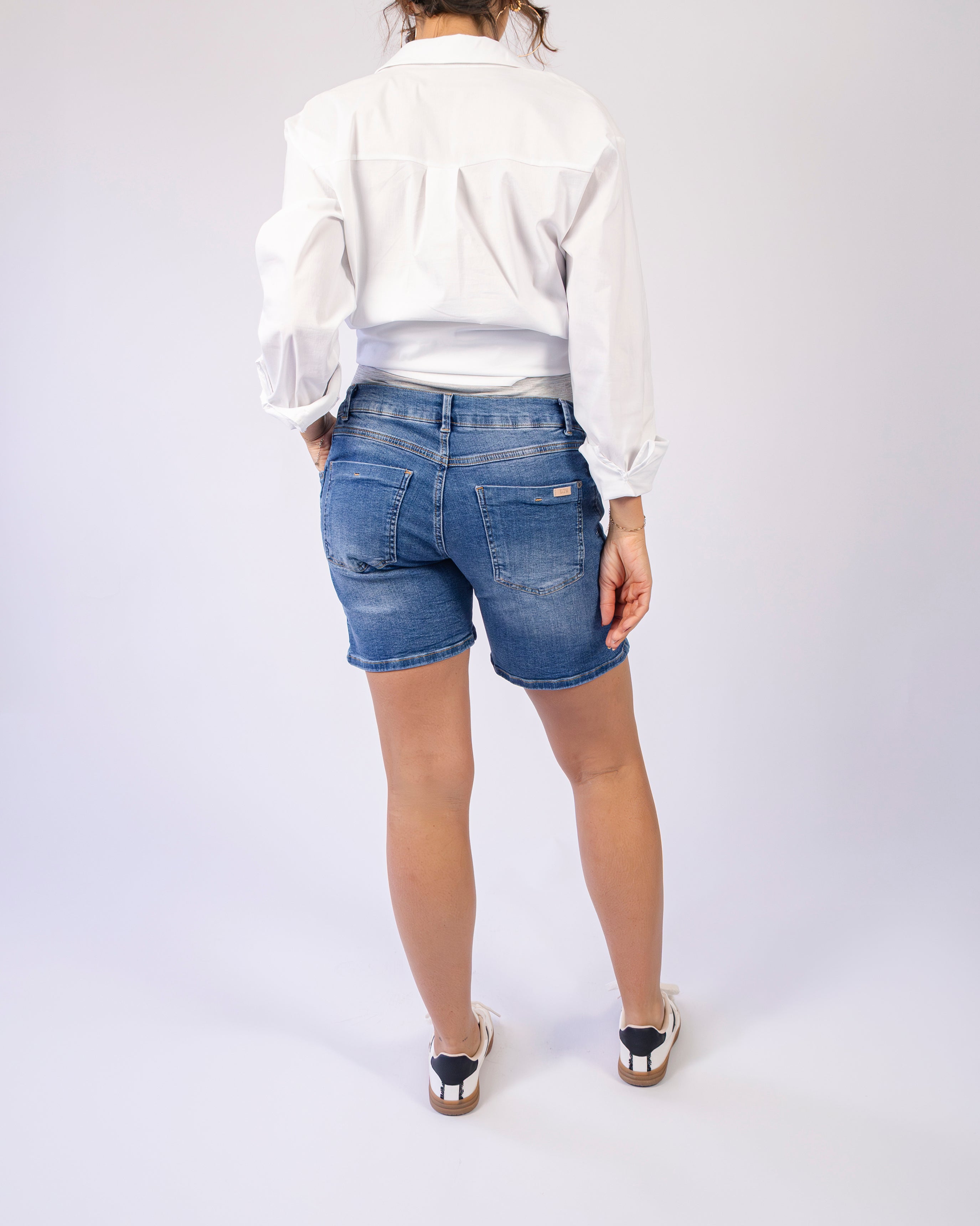 love2wait-jeans-short-long-stone-wash image 4