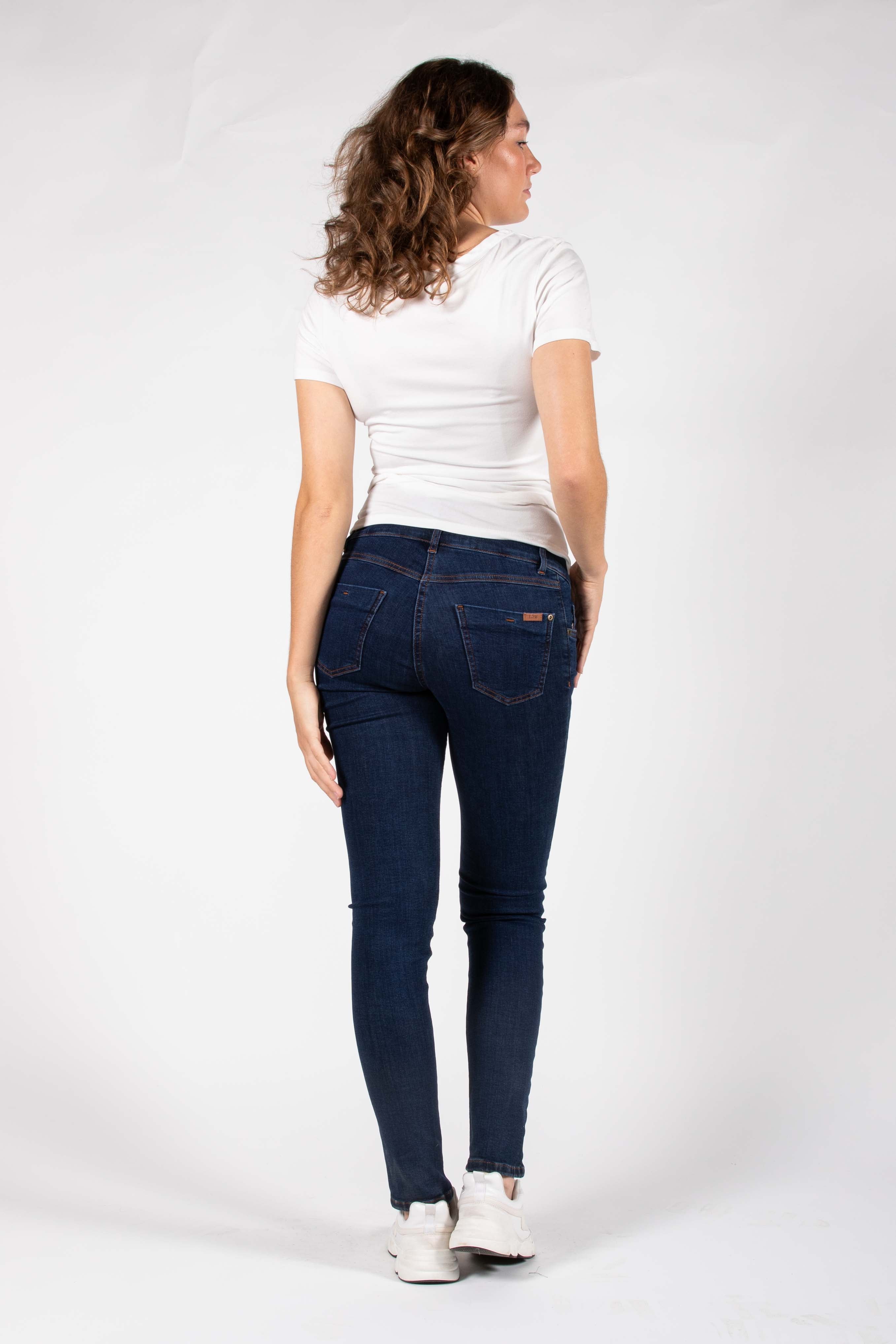 love2wait-jeans-sophia-plus-34-skinny-fit-authentic image 6