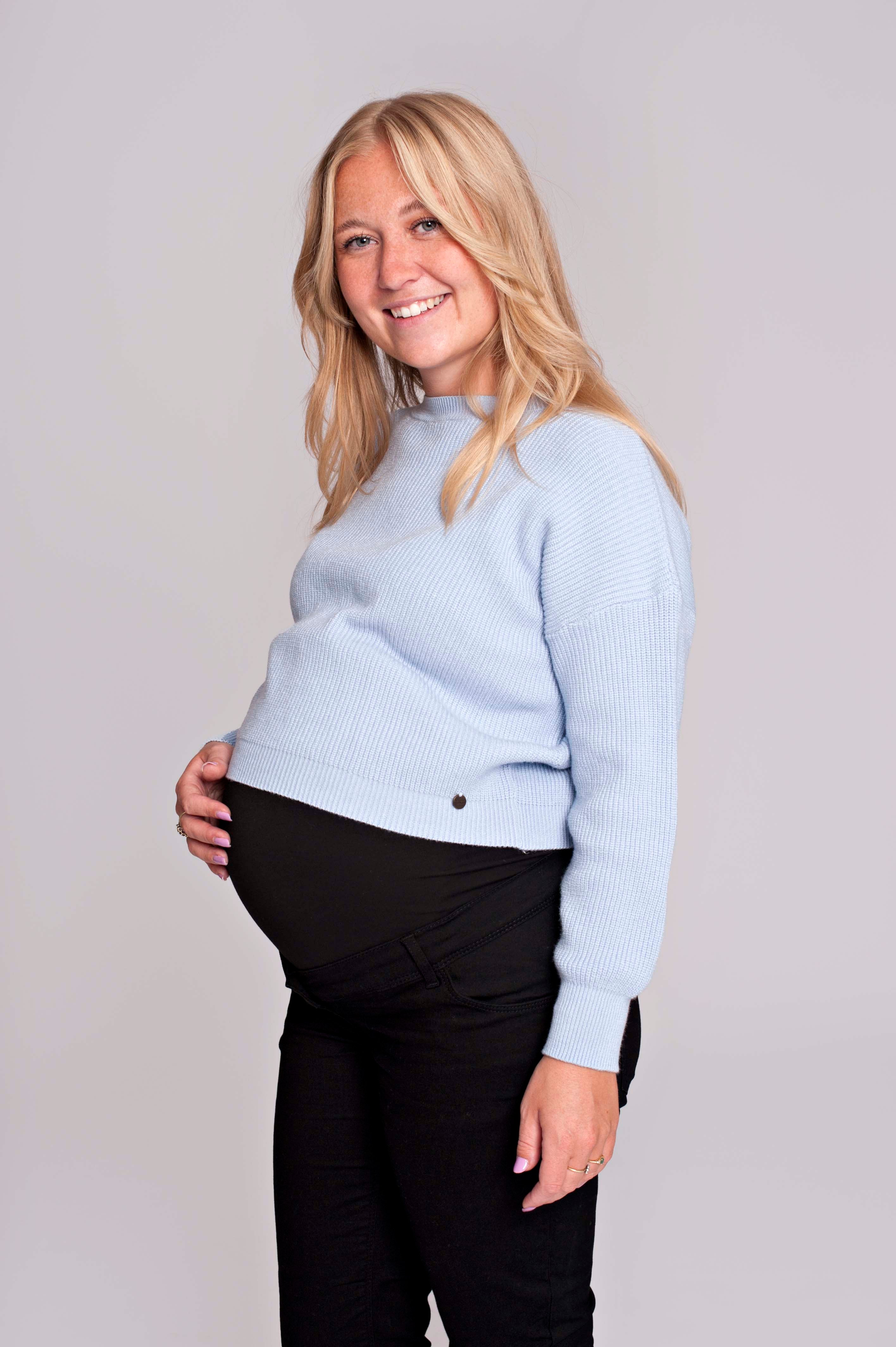 love2wait-strick-cropped-top-knit-cropped-in-blau image 2