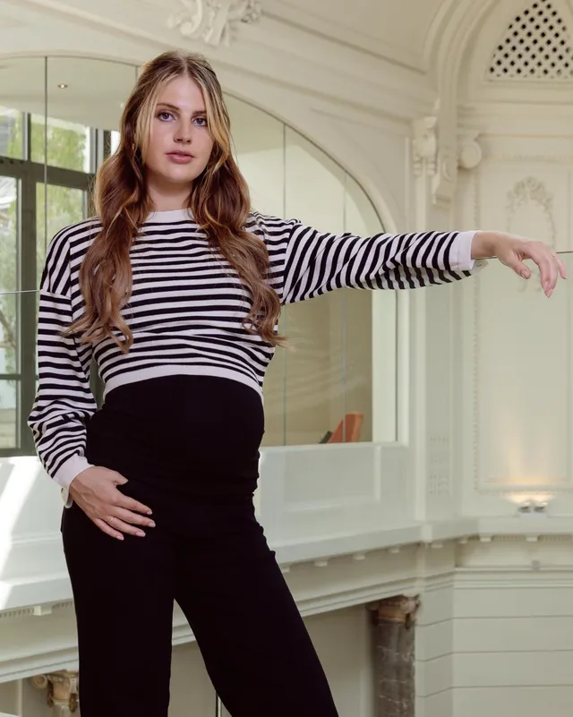 love2wait-strick-cropped-top-knit-cropped-in-schwarz-mit-allover-streifen image 1