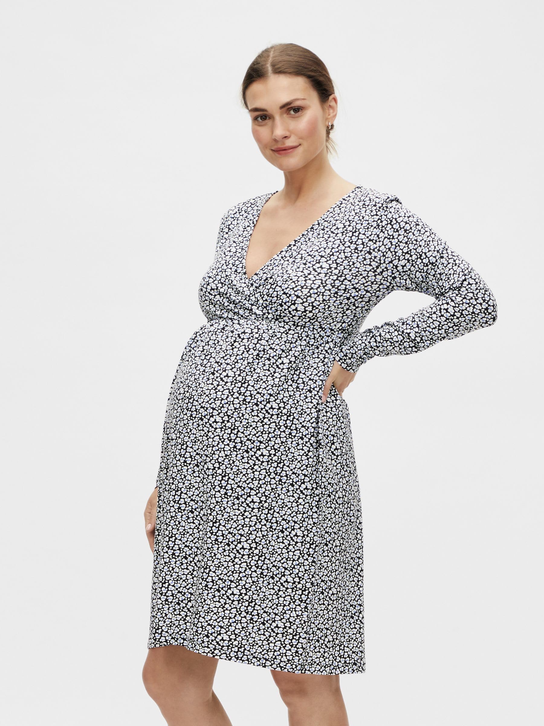 mamalicious-mlmacy-umstandskleid-mit-v-ausschnitt-und-blumenmuster-midikleid-aus image 2