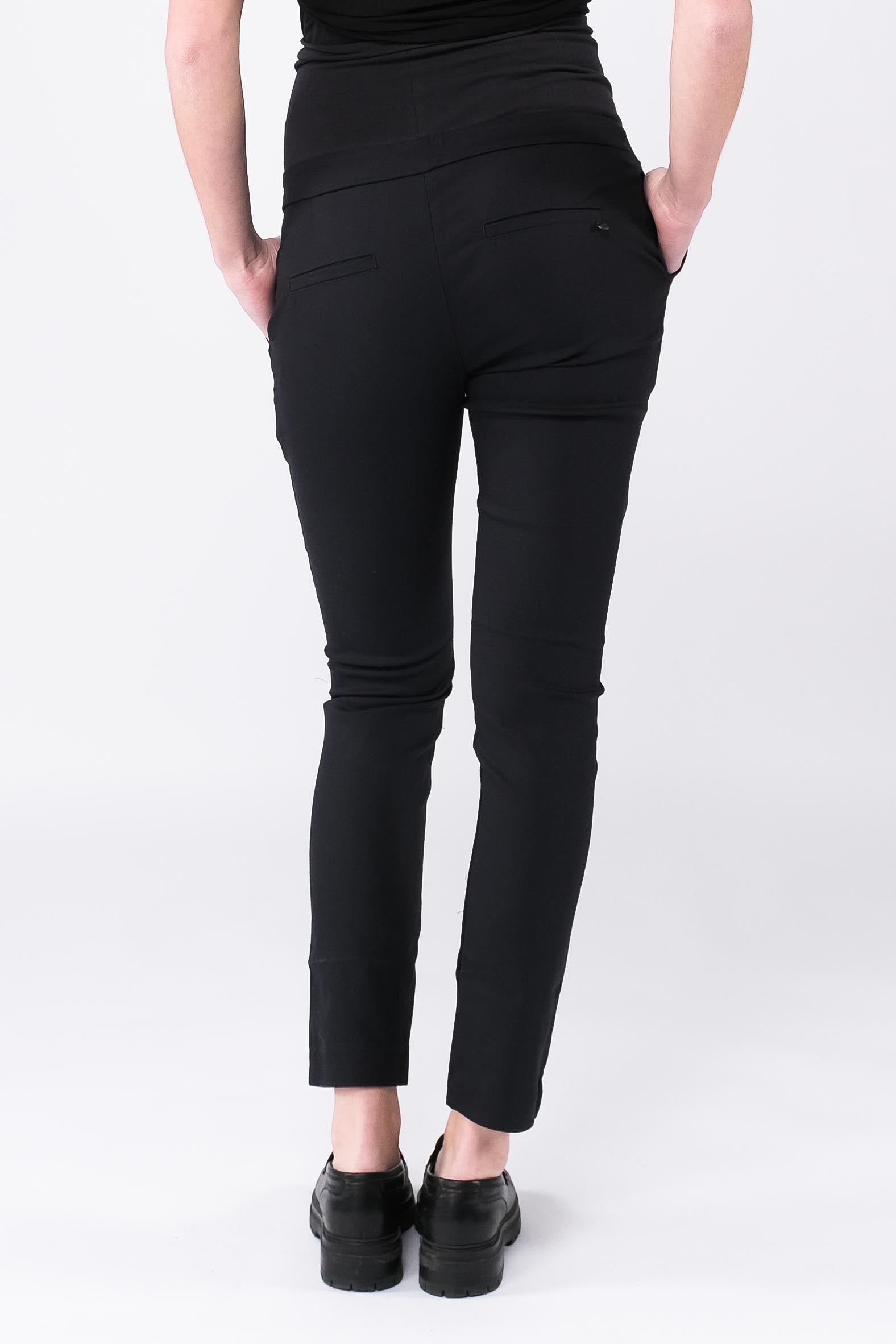 love2wait-pants-business-umstands-jeans-mit-angezetem-bauchst-ck-in-navy image 3