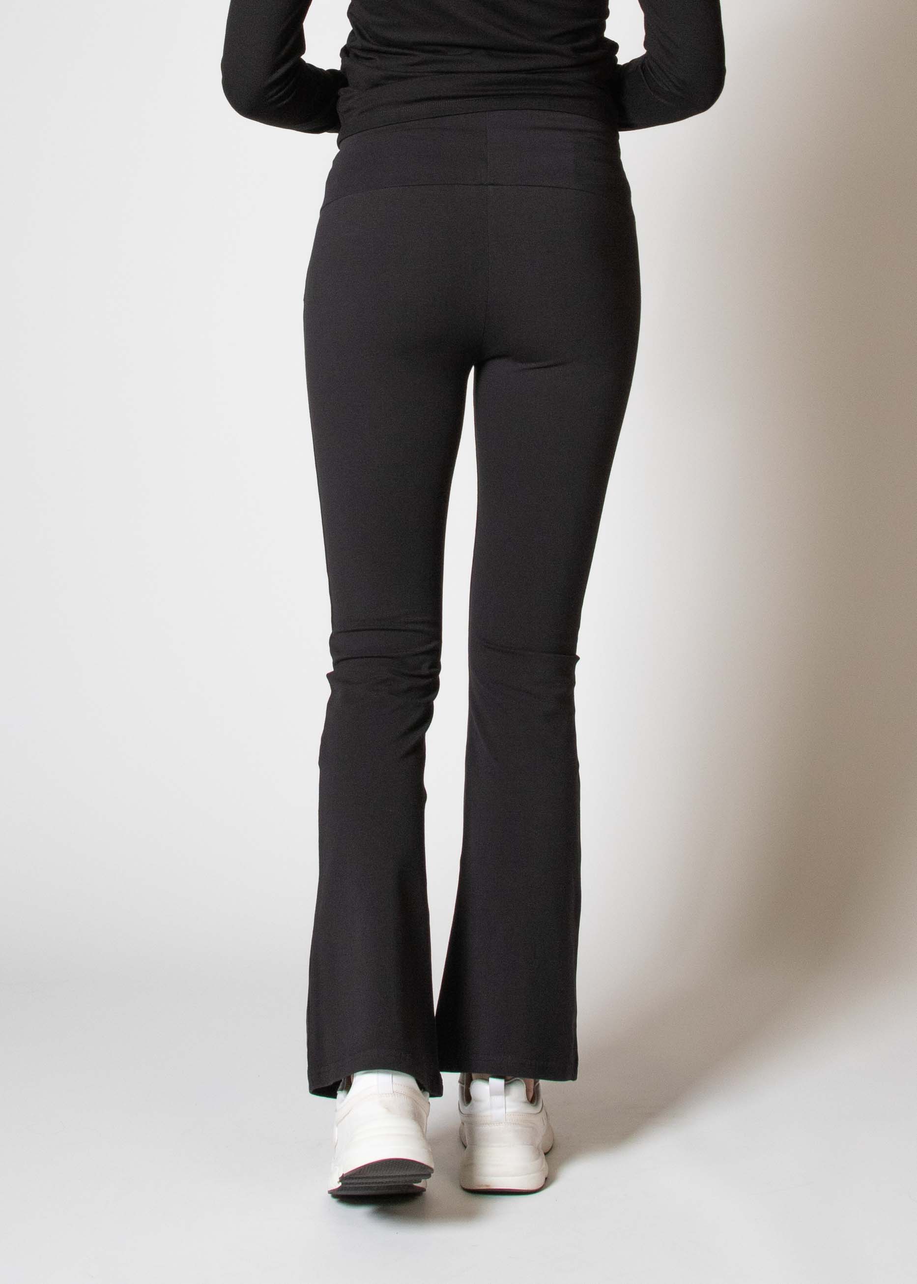love2wait-legging-flared-hochtaillierte-schlagleggings-in-schwarz-mit-bauch-eins image 3