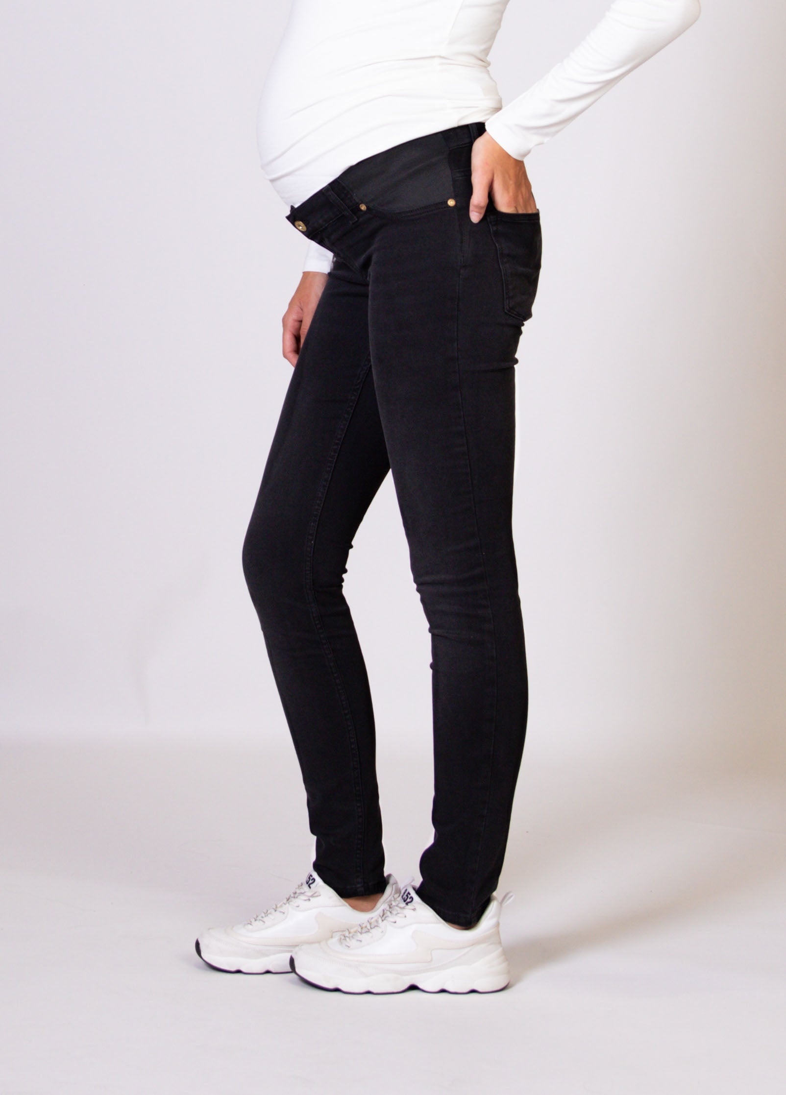 love2wait-emerald-skinny-umstandsjeans-charcoal-nachhaltig-dehnbar-bequem image 2