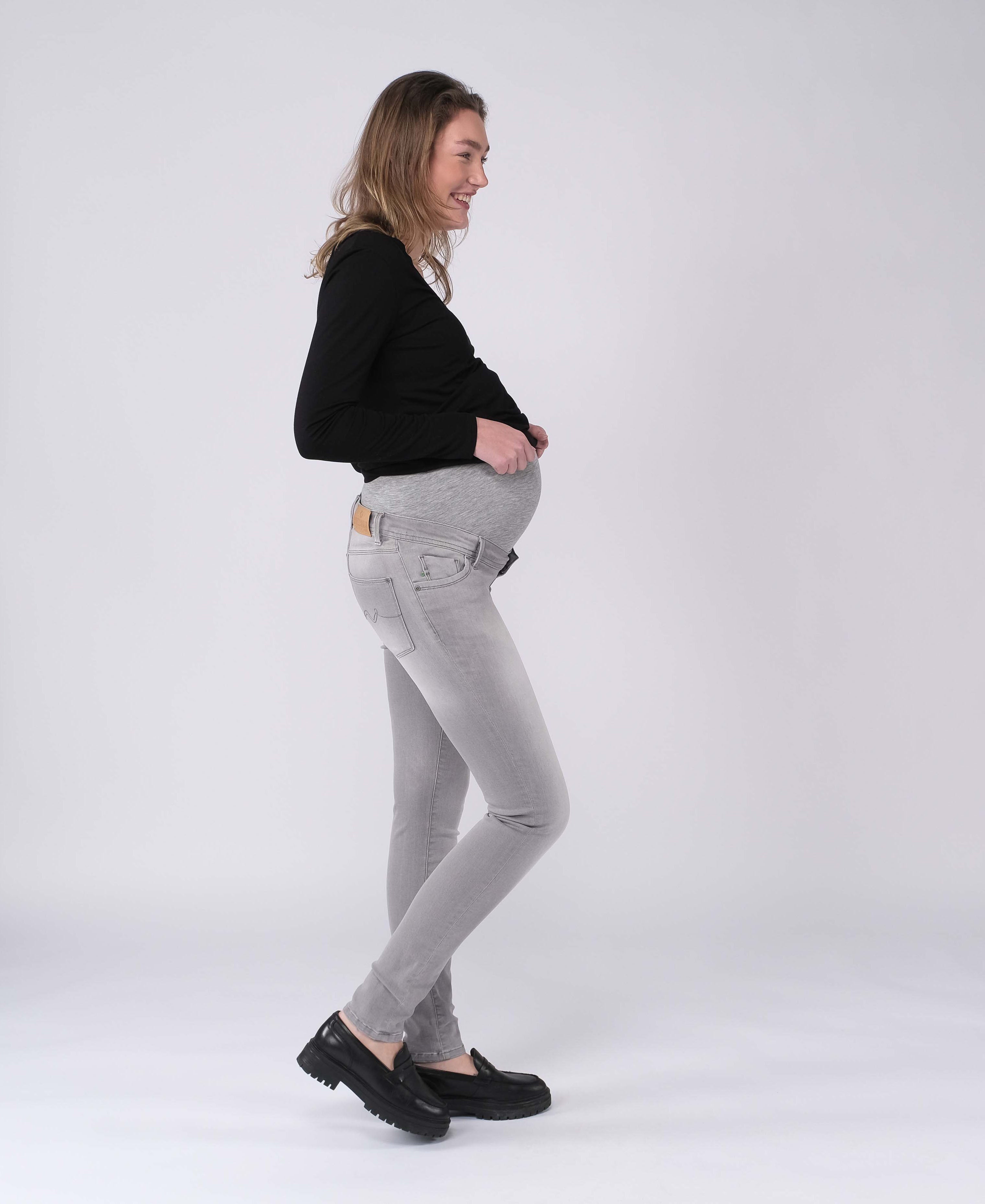 love2wait-jeans-sophia-skinny-fit-grey-denim-nachhaltige-umstandsjeans image 3