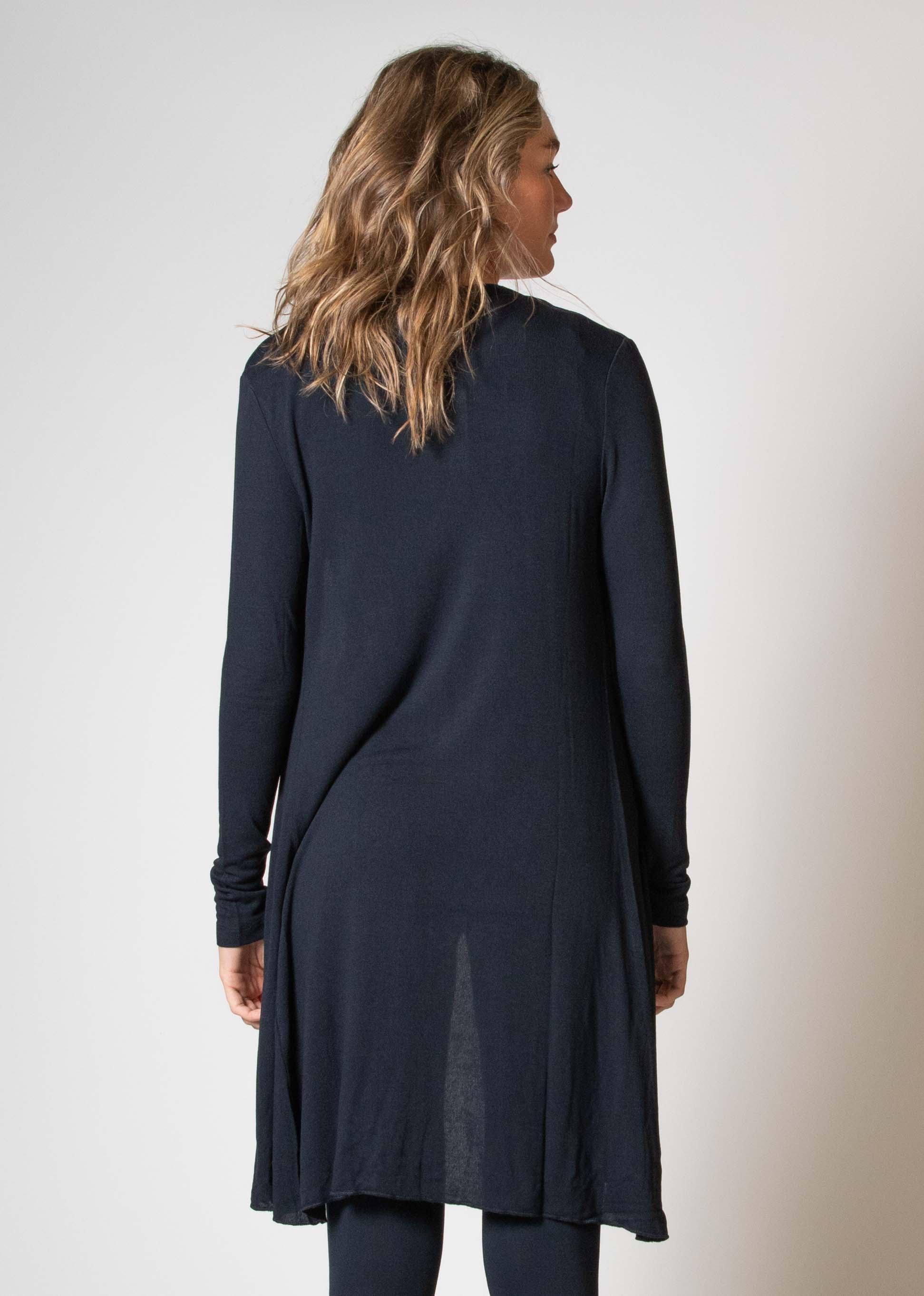 love2wait-cardigan-knielang-in-navy-modell-b999060-006 image 5