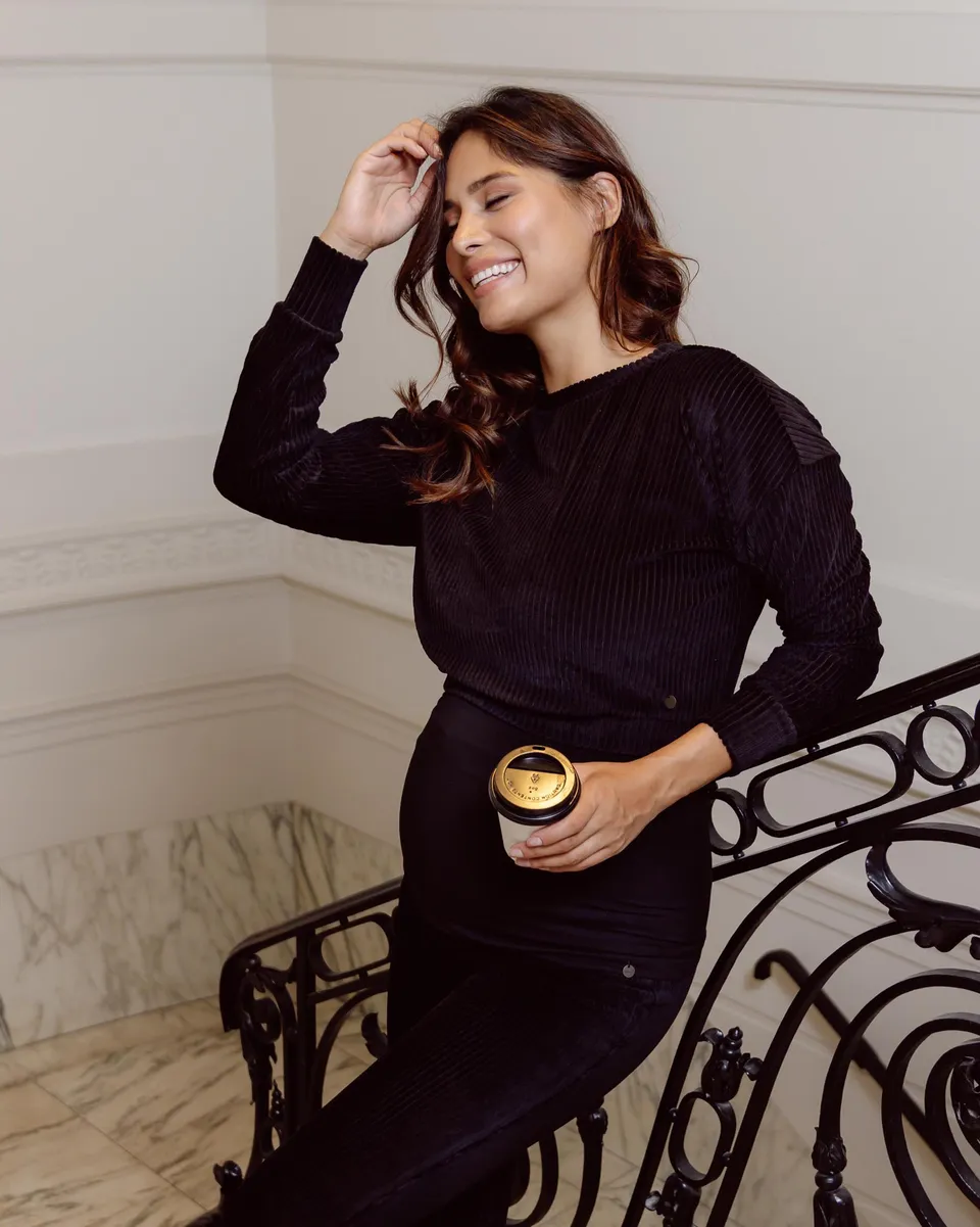 love2wait-rib-sweater-sophia-schwarz image 1