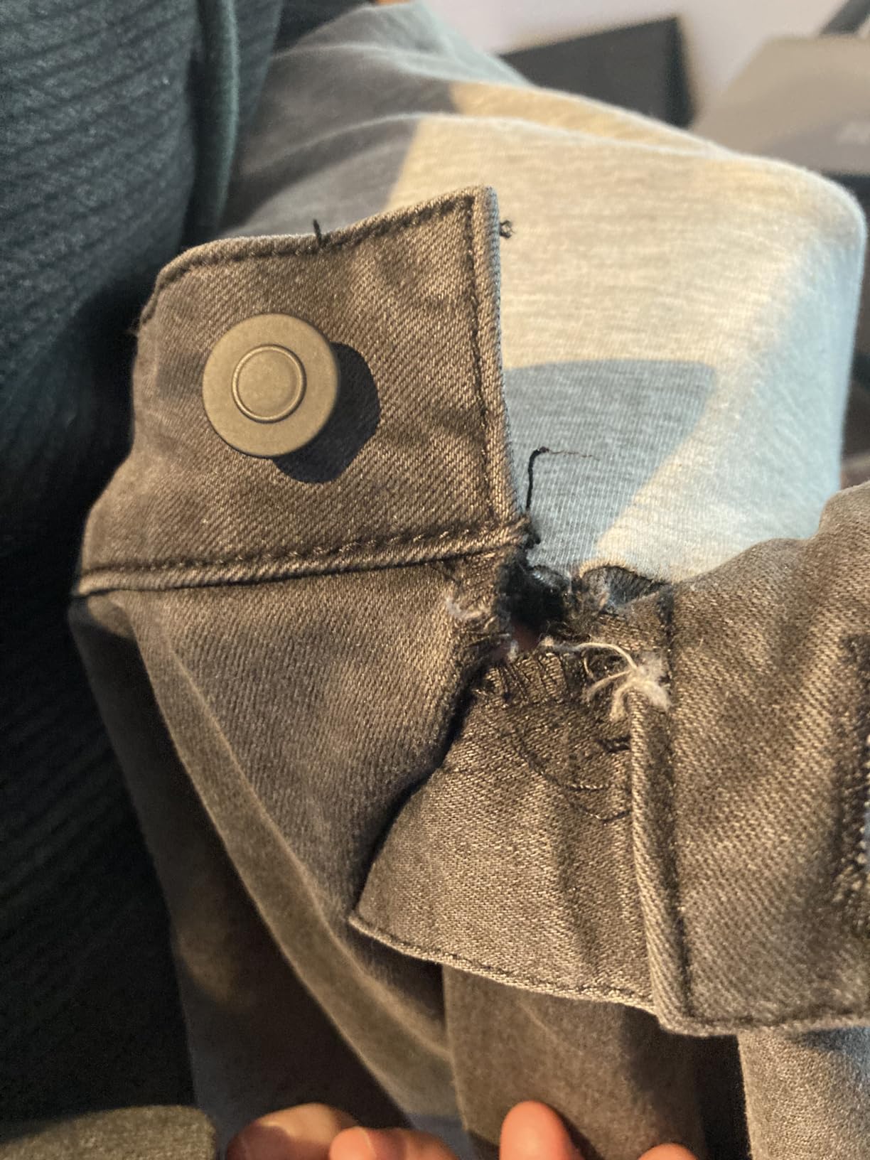 Bequemste Jeans der Schwangerschaft