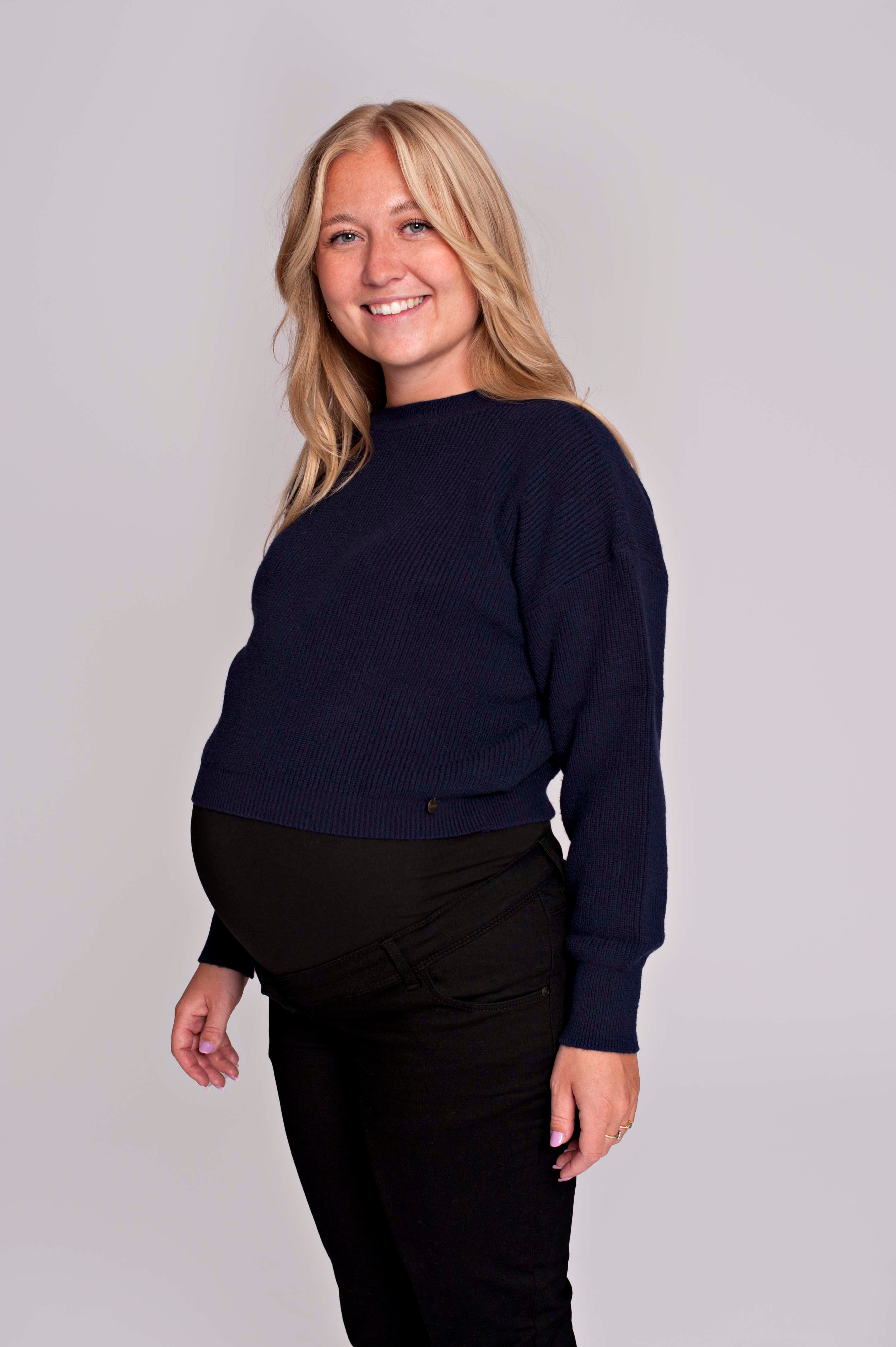 love2wait-knit-cropped-umstands-croptop-navy image 2