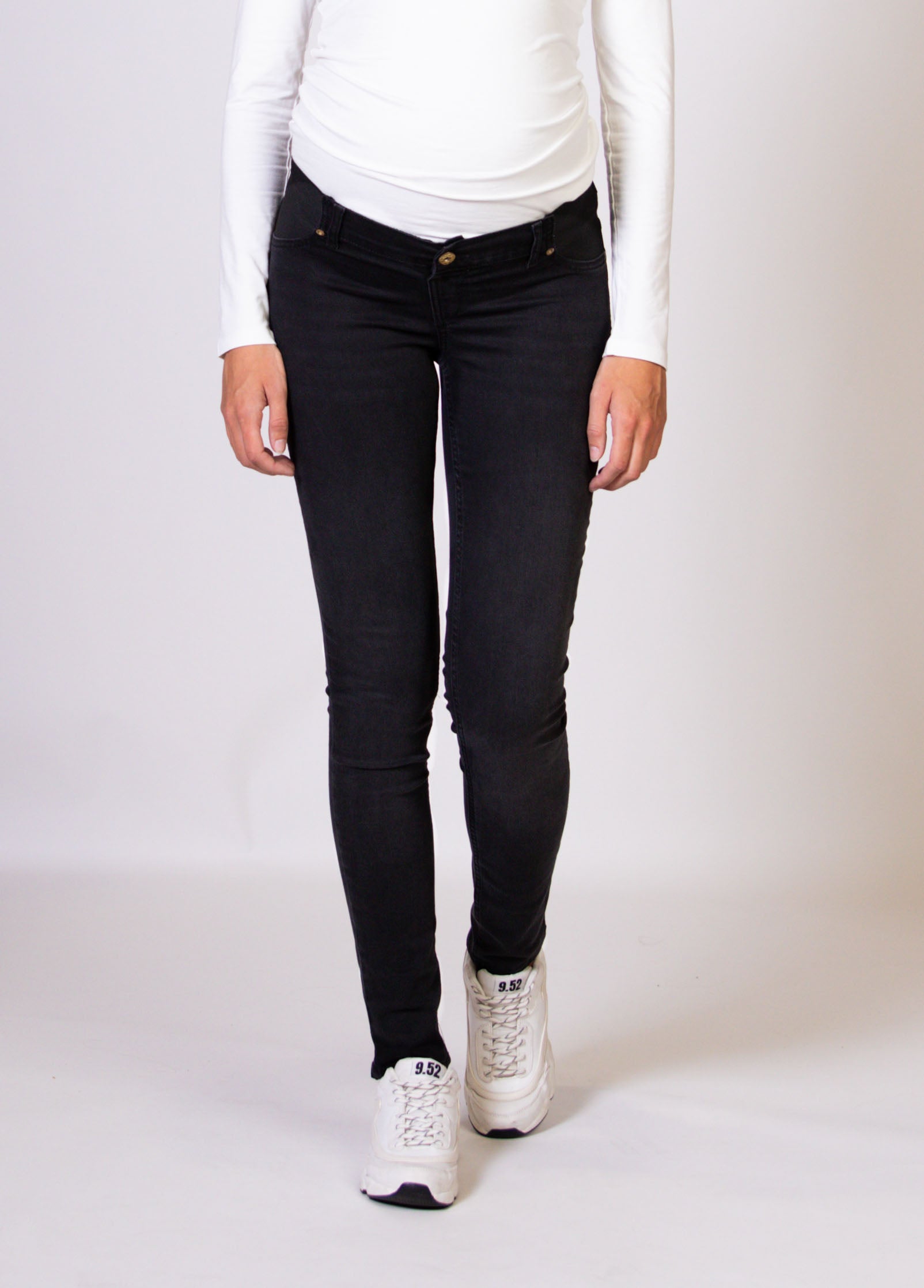 love2wait-emerald-skinny-umstandsjeans-charcoal-nachhaltig-dehnbar-bequem image 1