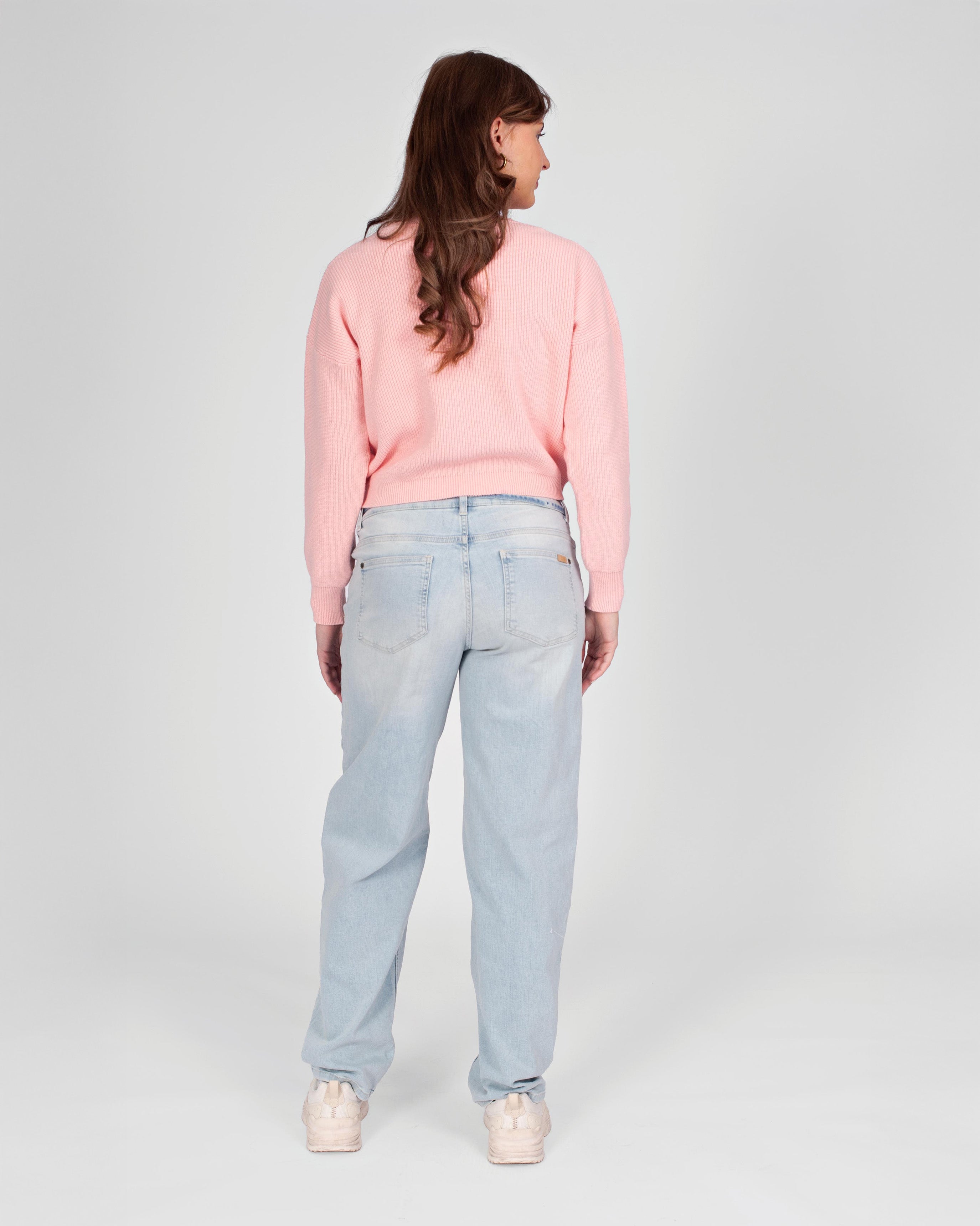 love2wait-kate-tapered-fit-light-wash-umstandsjeans-mit-elastischem-band-und-cei image 4